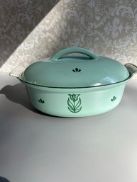 Vintage Dru Enamel Cast Iron Dutch Oven