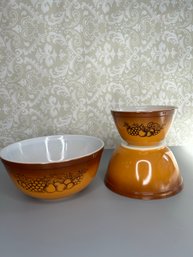 Mixed Pyrex Bowl Collection Of 3