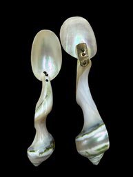 Set Of 2 Natural Sea Shell And Mother Of Pearl Caviar Serving Spoons
