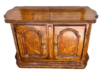 Drexel Heritage Buffet Table With Sliding Expandable Top