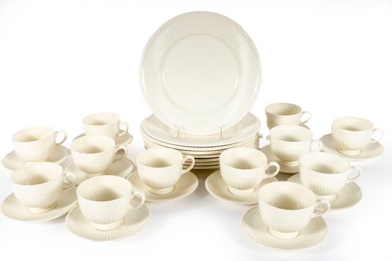Wedgwood Estruria & Baraston Edme Ivory Porcelain Dish Set
