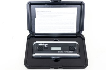 Mitutoyo Pro 360 Digital Protractor