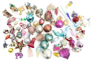 Small Collection Of Vintage Christmas Ornaments