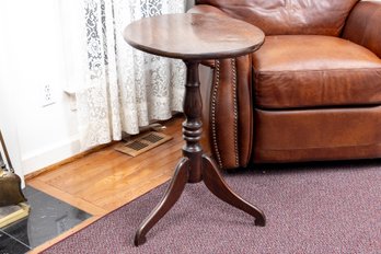 Antique Solid Wood Pedestal Table