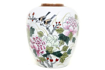 Kutani Japan Porcelain Vase