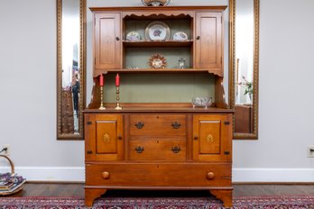 Vintage Maple Colonial Style Hutch By Tomlinson Furniture