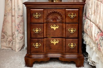 Vintage Chippendale Style Mahogany Block Front 3 Drawer Chest