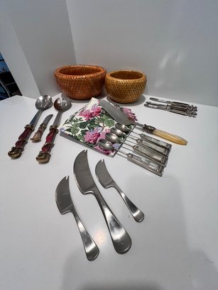 Table Accessories, Knives, Forks, Baskets,