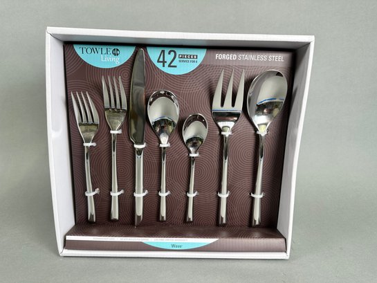 Towle Living Forged Stainless Steel 42 Piece Service For 8