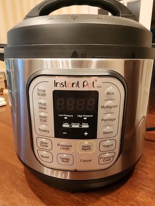 Instant Pot Pressure Cooker, Like New