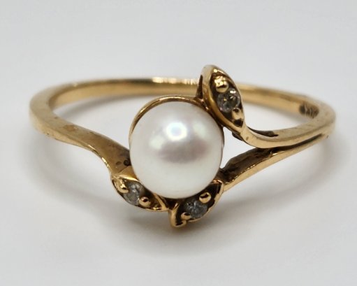 Vintage 14k Pearl & Diamond Dainty Ring
