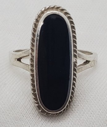Vintage Sterling Silver Size 5 Nice Black Onyx Ring ~ 3/4' X 1/4' ~ 3.41 Grams