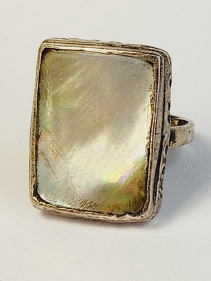 Vintage Sterling Silver Iridescent  Mother Of Pearl Stone Large Ring