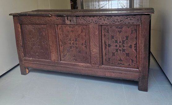 Jacobean Carved Oak Joint Lift Top Blanket Chest, Early 17th Century