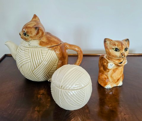 Kitten And Yarn Ball Tea Set