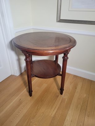 Round Coffee Table With Shelf Underneath.