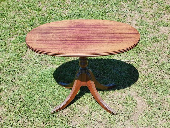 Vintage Small Colonial Style Wood Oval Brass Claw Foot Side Accent Table