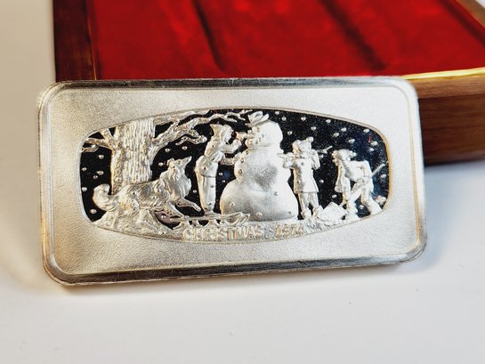 Coveted... 1973 Christmas Franklin Mint -  1 Oz Silver Bar 500 Grains Of Sterling Silver In Display Case