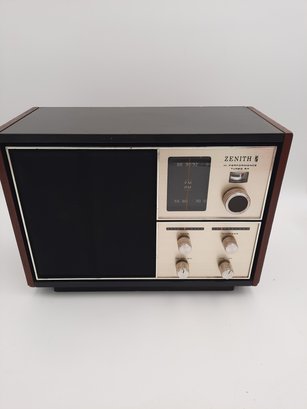 Vintage Zenith E 430 W Radio