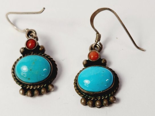 Vintage Sterling Silver Turquois Stone Hanging Earrings