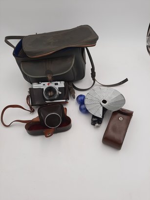 Vintage Petri Color-Corrected Super 2.8- With Bag And Accessories
