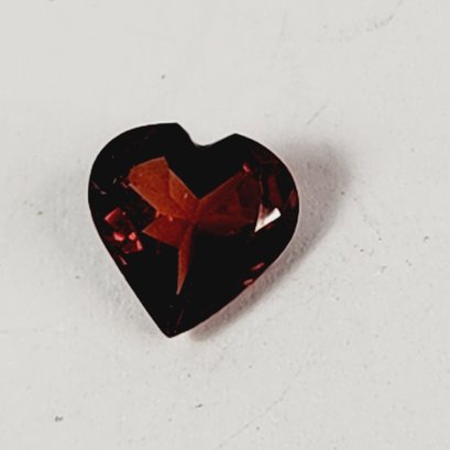Wow.....1.5 Carat ---------- 6mm HEART Cut RED Garnet  Loose Gemstone