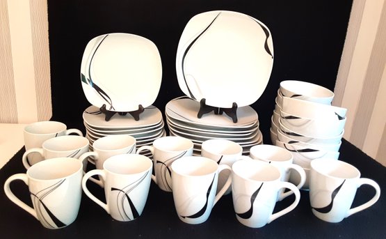 Retro Service For Twelve Corsica Home Carnival Pattern Porcelain Dinnerware
