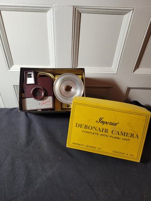 Vintage Debonair Camera In Box.  From The Herbert George Co Of Chicago. - - - - - - -- -- -- - - -- Loc: Keter