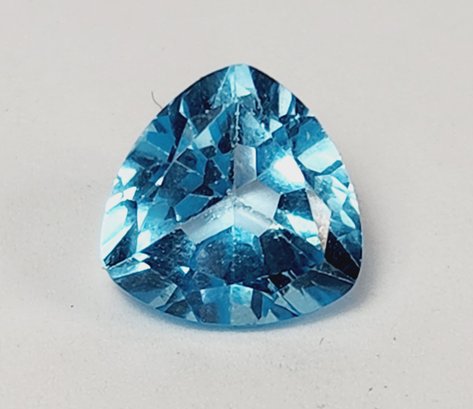 3 Carat-------9mm Trillian Cut SWISS BLUE TOPAZ   Loose Gemstone