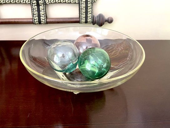 Glass Bowl With 3 Colored Decorative Glass Balls