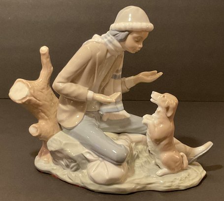 NAO, Lladro #140, Lesson For The Dog Boy Figure