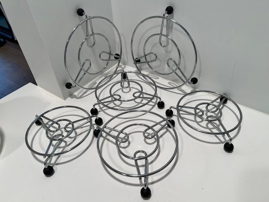 6 Trivets For Hot Plates With Silicone Feet For Staying Put