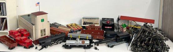 Large Lot Of Circa 1950s American Flyer Trains And Accessories - More Included Then First Photo, See All Pics!