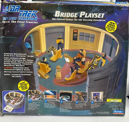1993 Star Trek Next Generation Bridge Playset