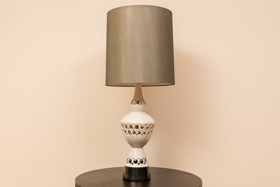 Ceramic Openwork Crackle Finish Table Lamp With Gray Fabric Shade