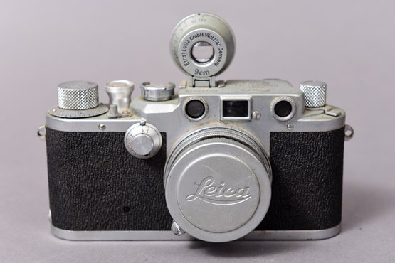 Leica D.R.P Ernst Leitz Wetzlar Germany Camera And Ernst Leitz Wetzlar Summitar Lense