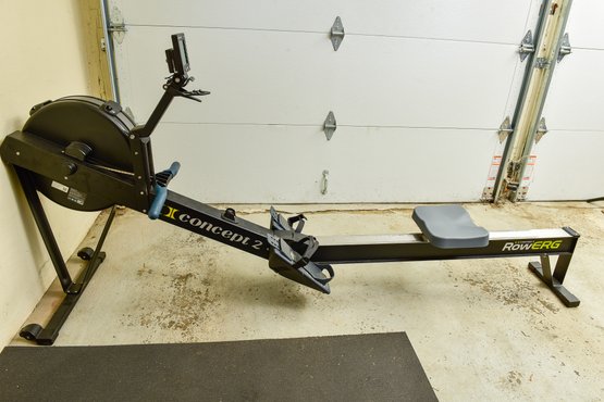 Black Concept 2 Rowerg Rower - PM5