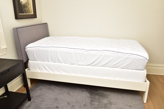West Elm Twin Size Platform Bed With Sealy Essentials Mattress And Box Spring
