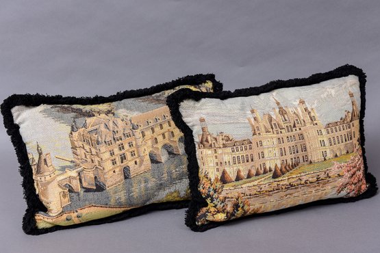 Pair Of Chenonceau Castle Pictorial Tapestry Pillows