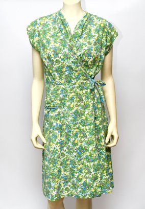 Vintage 1950s Floral Print Wrap Cotton Housecoat