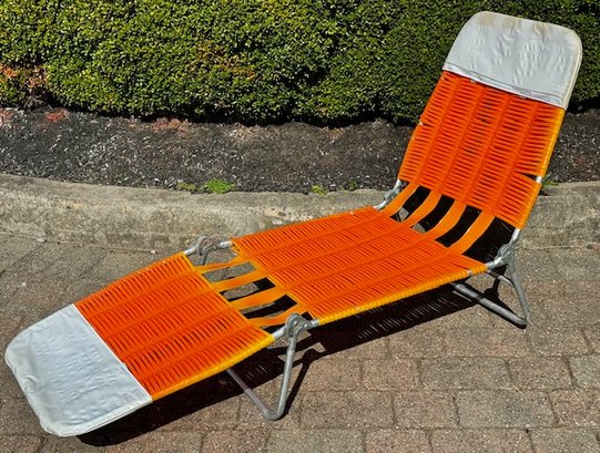 New Old Stock Orange And White Indoor-outdoor Lounge By King Import LTD