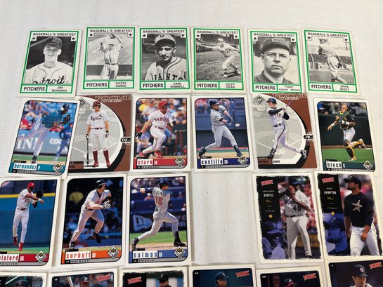 31pc Lot Assorted Baseball Cards - Upper Deck, TCMA, Victory 1982, 1999, 2000