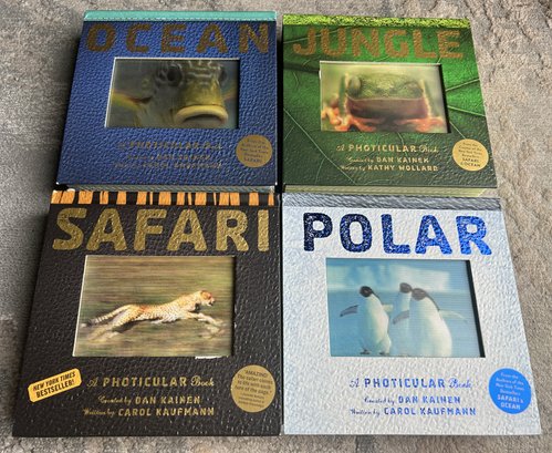 Set Of 4 LENTICULAR Animal Books