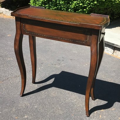 Lovely French Style Side Table SEVEN SEAS By Hooker Furniture French Table With One Drawer / Cabriole Legs