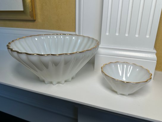 Vintage Milk Glass Bowls With Gold Rim