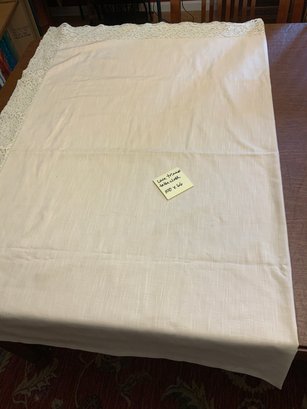 Lade Trimmed Tablecloth
