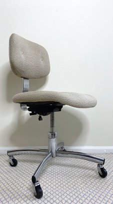 Vintage STEELCASE Chrome Base Swivel Office Chair