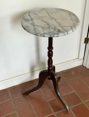 Cute Small Marble Top Accent Table