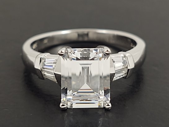 BEAUTIFUL STERLING SILVER EMERALD CUT WHITE CZ STONE ENGAGEMENT RING