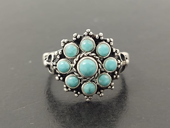 VINTAGE STERLING SILVER TURQUOISE CLUSTER RING